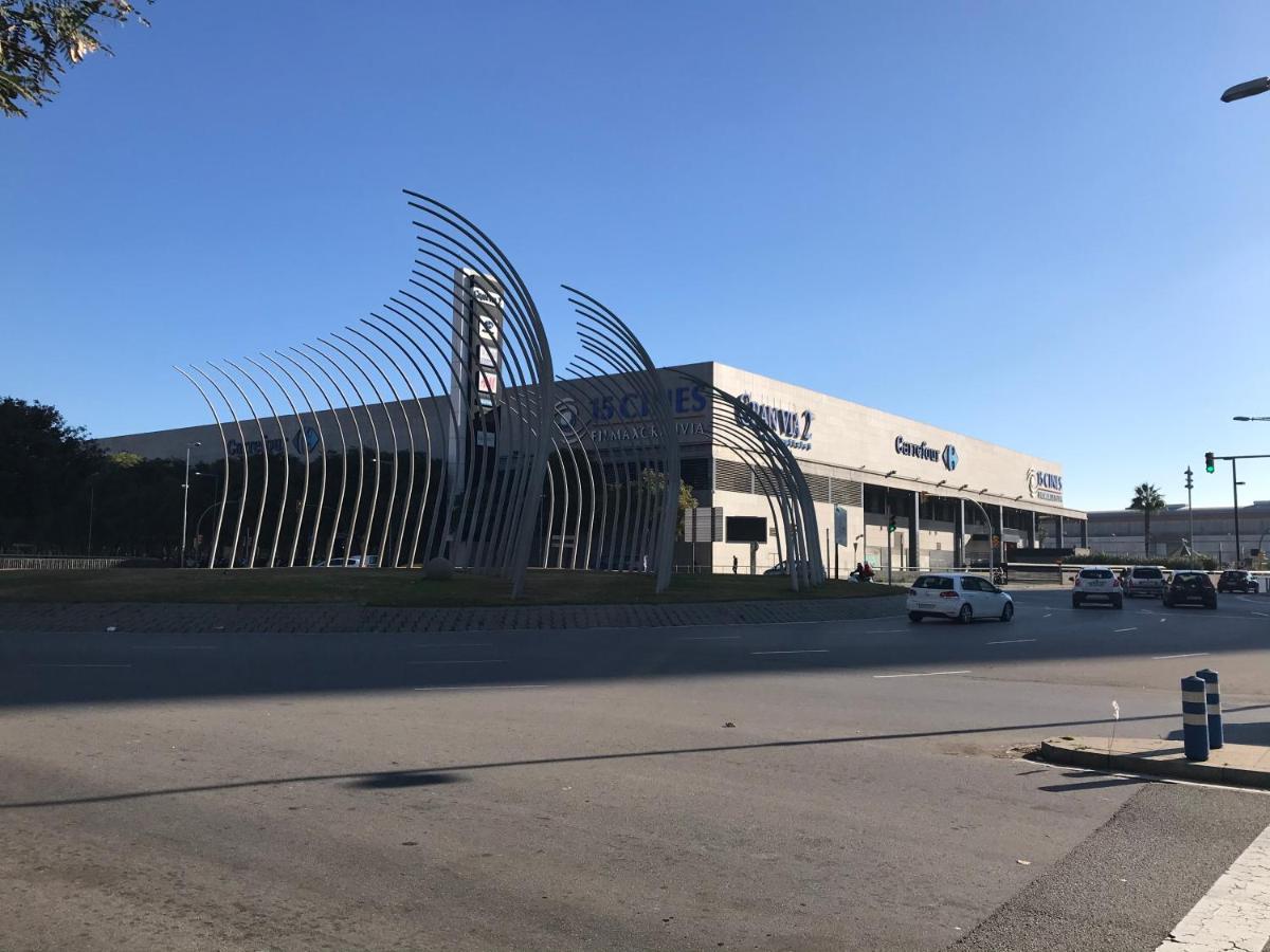 Habitacion Amaya 2 L'Hospitalet de Llobregat Dış mekan fotoğraf