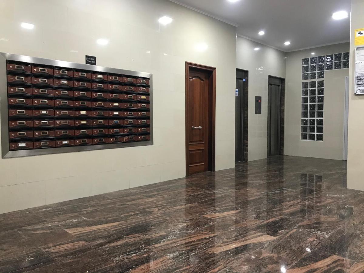 Habitacion Amaya 2 L'Hospitalet de Llobregat Dış mekan fotoğraf